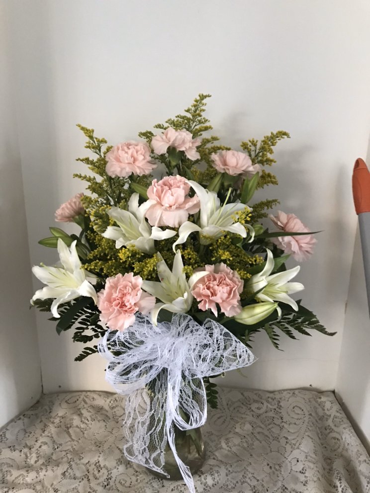 TRACY’S TROPICAL RAIN FLORIST Middletown, New Jersey Updated