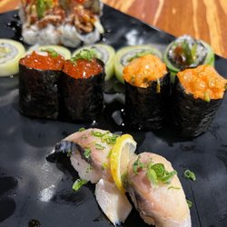 Maru Ichi - Mackerel, salmon roe, and spicy scallops