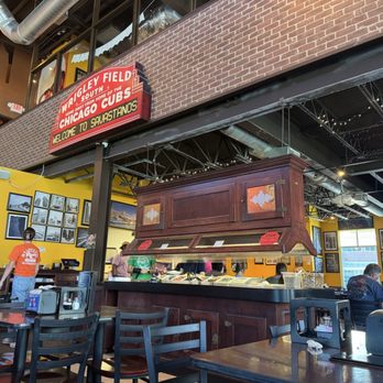 Savastano's Pizzeria - Decor and Salad Bar - Pizza Near Me - Tulsa, Oklahoma