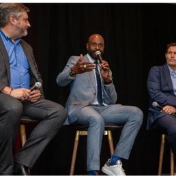 Chris Kelly, Steve Young and Jerry Rice Chris Kelly, Steve Young and Jerry Rice