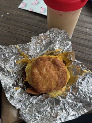 The Roaming biscuit by null