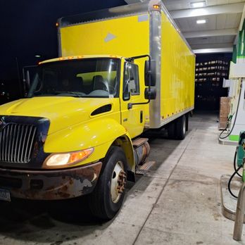 Trusted Cartage and Movers - New 26ft - Movers Near Me - Fridley, Minnesota Trusted Cartage and Movers - New 26ft - Movers Near Me - Fridley, Minnesota