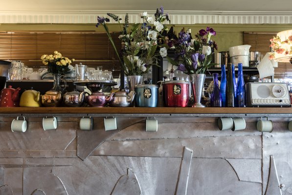 Avalon Restaurant & Cocktail Bar by null