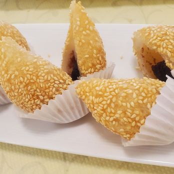 CH Imperial Garden - Sesame balls - Dim Sum Near Me - Daly City, California CH Imperial Garden - Sesame balls - Dim Sum Near Me - Daly City, California