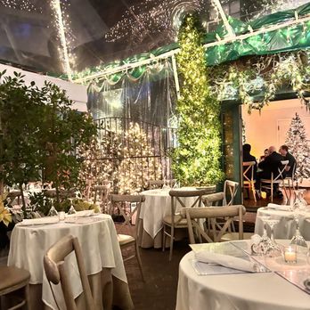 Il Cielo - Environment - Italian Near Me - Beverly Hills, California Il Cielo - Environment - Italian Near Me - Beverly Hills, California