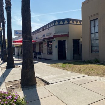 Hyper Coffee - Cute front side of the coffee shop - Coffee & Tea Near Me - Arcadia, California