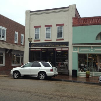 The Main Event by Emily - Storefront - Party & Event Planning Near Me - Smithfield, Virginia