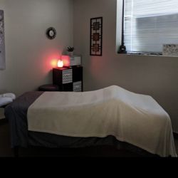 B Spa Nail & Hair - Body Massage