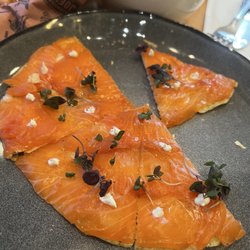 Jarbecue - Smoked salmon pizza
