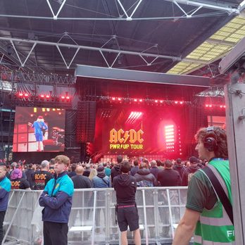 Wembley Stadium - Our area - Stadiums & Arenas Near Me - London, XGL