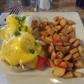 Tom Thumb - Eggs benedict - Grocery Near Me - Rowlett, Texas