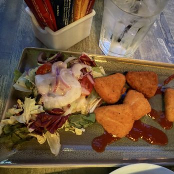 Trinity Bar and Venue - Fried Brie - Sports Bars Near Me - Dublin, D