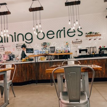 Raining Berries - Acai Bowls Near Me - Lutz, Florida Raining Berries - Acai Bowls Near Me - Lutz, Florida