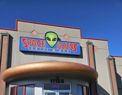 SPACE ALIENS BAR & GRILL - Updated July 2026 - 177 Photos & 126 Reviews ...