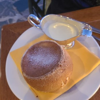 Manta - vanilla souffle - Hawaiian Near Me - Kamuela, Hawaii