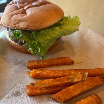 BGR Burgers Grilled Right - Burgers Near Me - Arlington, Virginia BGR Burgers Grilled Right - Burgers Near Me - Arlington, Virginia