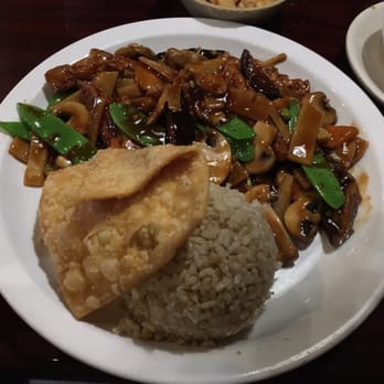 Five Happiness - #25 lunch: tofu aka bean curd w/ veggies and brown rice - Chinese Near Me - New Orleans, Louisiana Five Happiness - #25 lunch: tofu aka bean curd w/ veggies and brown rice - Chinese Near Me - New Orleans, Louisiana