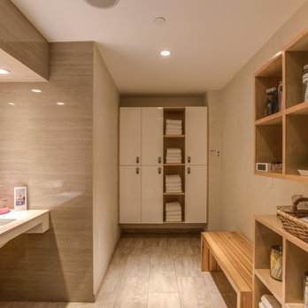 Frais Spa - Women's Locker Room - Day Spas Near Me - Los Angeles, California Frais Spa - Women's Locker Room - Day Spas Near Me - Los Angeles, California
