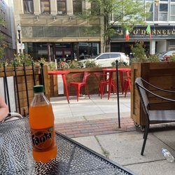 Big Apple Pizza - Outside dinning