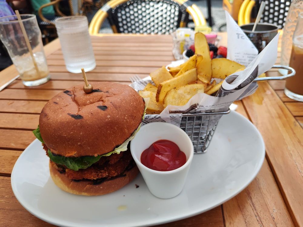 Food from Eddie's Bistro & Bar