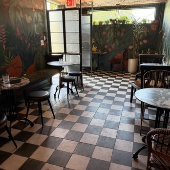 Just What I Kneaded - A nice little quiet area - Vegan Near Me - Los Angeles, California Just What I Kneaded - A nice little quiet area - Vegan Near Me - Los Angeles, California