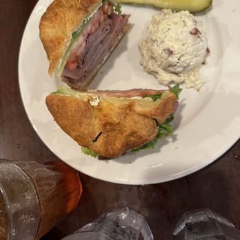 Cristof's on McGregor - Salad Near Me - Fort Myers, Florida Cristof's on McGregor - Salad Near Me - Fort Myers, Florida