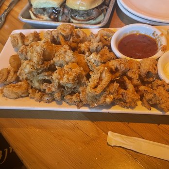 BJ's Restaurant & Brewhouse - Crispy Calamari - New American Near Me - Pittsburgh, Pennsylvania BJ's Restaurant & Brewhouse - Crispy Calamari - New American Near Me - Pittsburgh, Pennsylvania