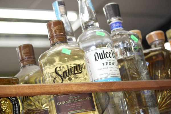 Town Country Market - Sake, Fruits, Beer, Pharmacy, Bakery, Wine, Alcohol, Spirits by null