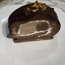 Magnum roll ($7.50) Magnum roll ($7.50)