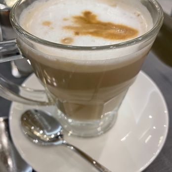 Hotel Artemide - Morning cappuccino - Hotels Near Me - Rome, RM