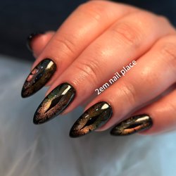 2EM Nail Place