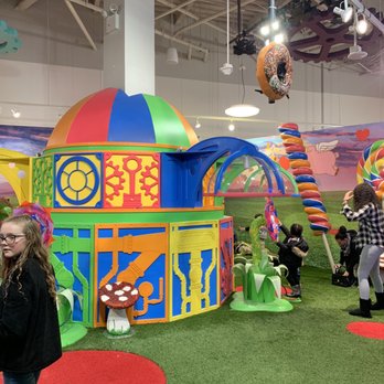 Candytopia - Candy Stores Near Me - Atlanta, Georgia