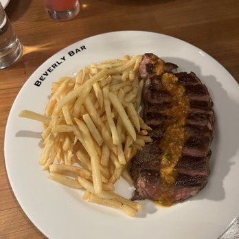 Beverly Bar - Steak Frites with truffle fries - Wine Bars Near Me - Beverly Hills, California