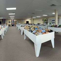 Liquidation Express - Inside the store