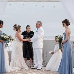 Gina the Officiant