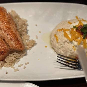 LongHorn Steakhouse - Longhorn Salmon Lunch Special - Steakhouses Near Me - Fredericksburg, Virginia LongHorn Steakhouse - Longhorn Salmon Lunch Special - Steakhouses Near Me - Fredericksburg, Virginia