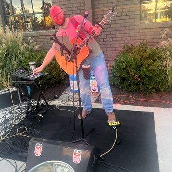 Maker's Craft Brewery - Love music! - Breweries Near Me - Norfolk, Virginia Maker's Craft Brewery - Love music! - Breweries Near Me - Norfolk, Virginia