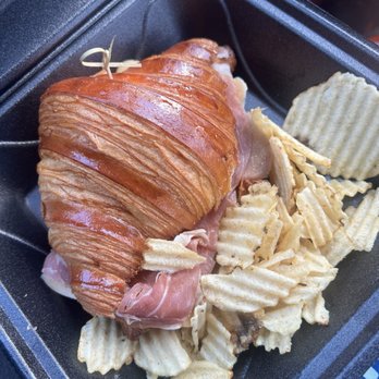 L’Boulanger - French Near Me - Miami, Florida