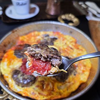 Botani Breakfast & Pizzeria - Eggs, Kofta, and Tomatoes - Pizza Near Me - El Cajon, California Botani Breakfast & Pizzeria - Eggs, Kofta, and Tomatoes - Pizza Near Me - El Cajon, California