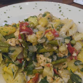 Maggie McFly's | Manchester - Vegetarian Pasta, get it with chicken and you won't need to order anything else. - Breakfast & Brunch Near Me - Manchester, Connecticut Maggie McFly's | Manchester - Vegetarian Pasta, get it with chicken and you won't need to order anything else. - Breakfast & Brunch Near Me - Manchester, Connecticut