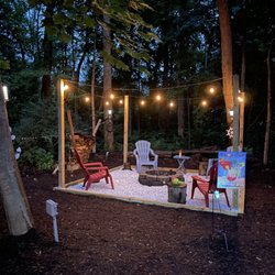 Bonnie Brae Cabins & Campsites - Our backyard under the lights!!