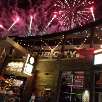 Bub City - Bars Near Me - Rosemont, Illinois