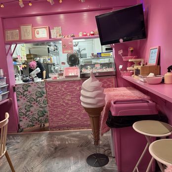 Malu - Desserts Near Me - Honolulu, Hawaii Malu - Desserts Near Me - Honolulu, Hawaii