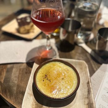 Biscayne Bay Brewing - Crème brûlée - Breweries Near Me - Miami, Florida Biscayne Bay Brewing - Crème brûlée - Breweries Near Me - Miami, Florida