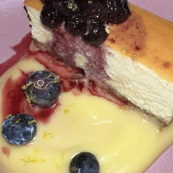 Gordon Ramsay Hell's Kitchen - Vanilla cheesecake - New American Near Me - Miami, Florida