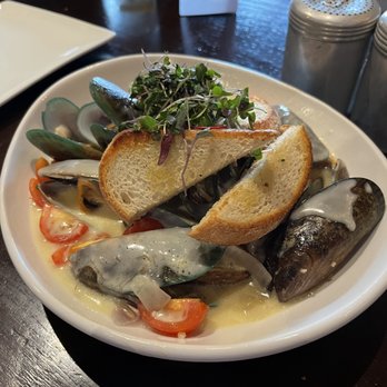 Stockyard Burgers & Bones - Mussels - American Near Me - Atlanta, Georgia Stockyard Burgers & Bones - Mussels - American Near Me - Atlanta, Georgia