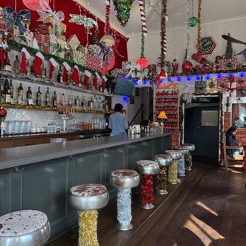 Paloma - Inside - Cocktail Bars Near Me - Santa Barbara, California