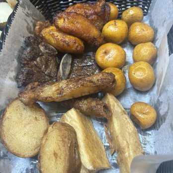 S Meat & Hueso - Bars Near Me - Queens, New York