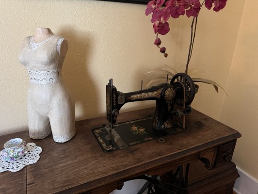 Old Wheeler Hotel by null