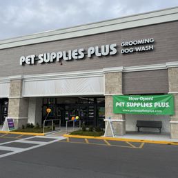 Exterior photo of Pet Supplies Plus Bayshore Gardens - Bradenton, Florida Exterior photo of Pet Supplies Plus Bayshore Gardens - Bradenton, Florida
